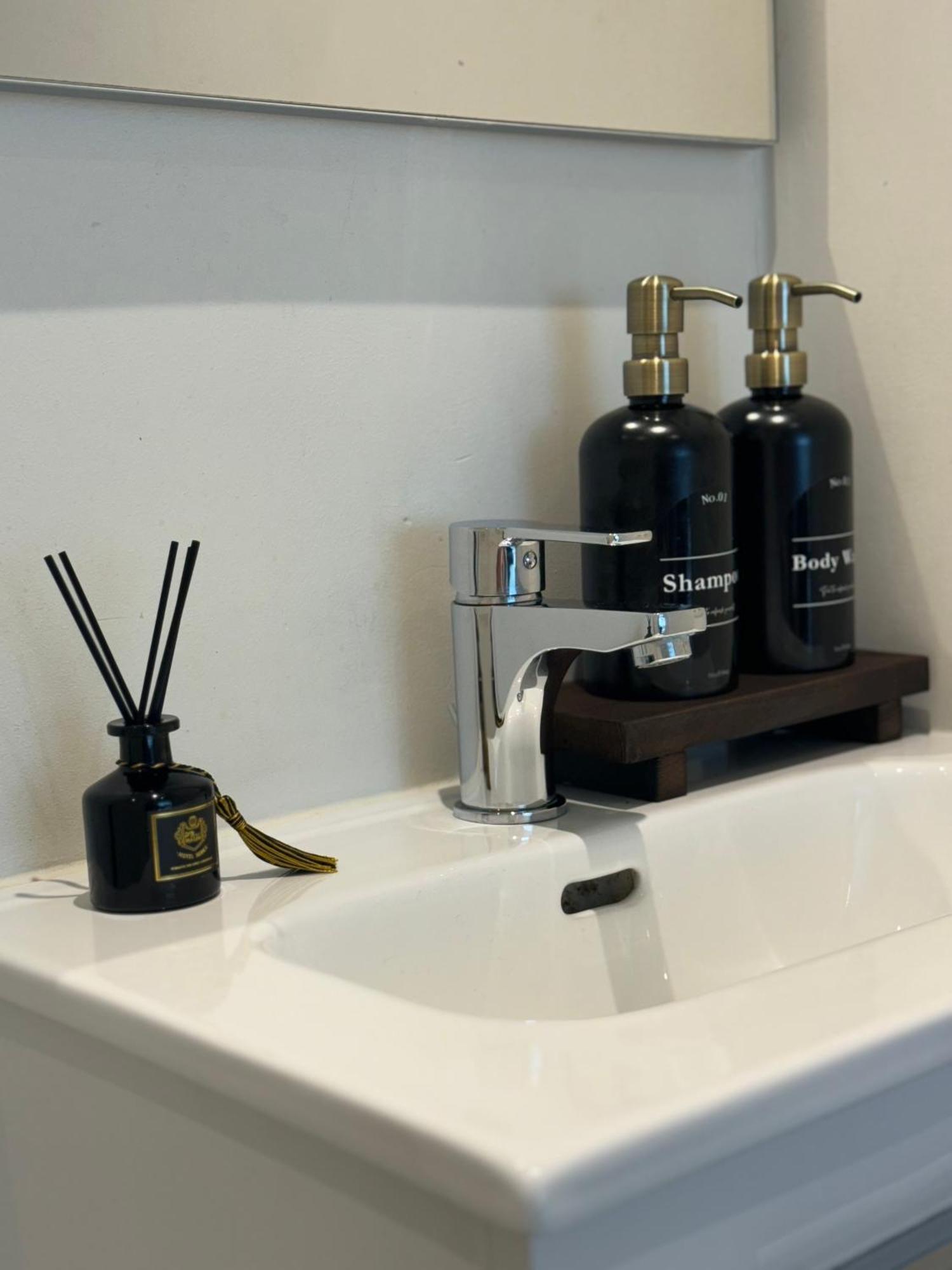 Mooie Kamers In Brugge Centrum Bagian luar foto